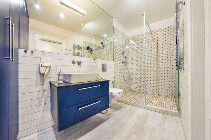 Unique Motlawa Riverbank Apartment Gdańsk Extérieur photo